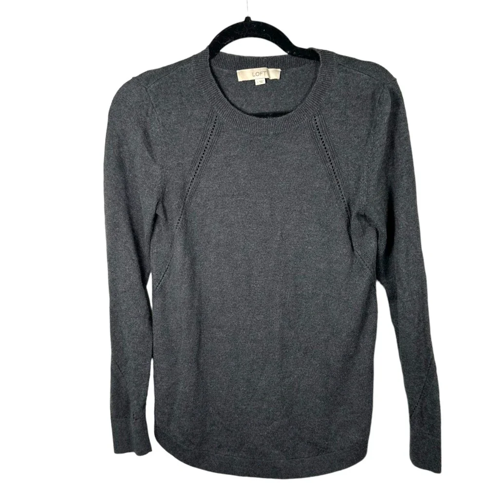 Loft Silk Blend Charcoal Grey Lightweight Sweater Blouse Women's Size Small - Picture 1 of 6